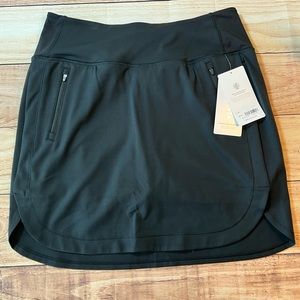 NWT Athleta Women's 18" Fairway Golf Skort Size Large Black 657682